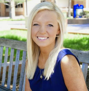 Meet your Posher, Courtney